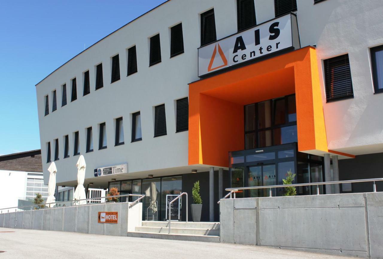 Ais Center Hotel Wolfsberg Exterior photo